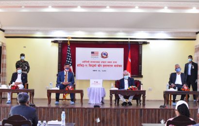 नेपाललाई अमेरिकाले १५ लाख डोज खोप हस्तान्तरण