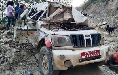 पाल्पाको केवरेडाँडामा जीप दुर्घटनामा ३ जनाको मृत्यु १२ घाइते